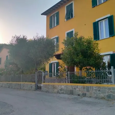 Il Cantuccio بيت ضيافة 3*