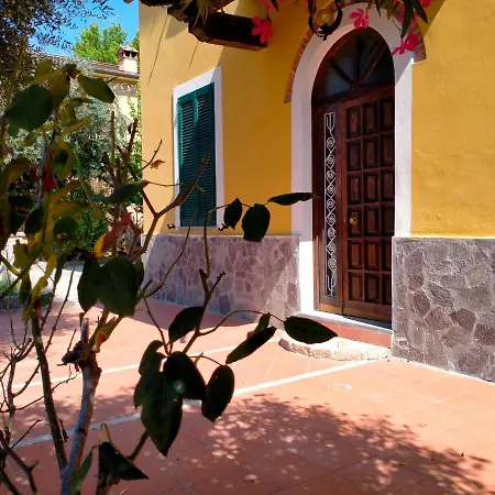 بيت ضيافة Il Cantuccio