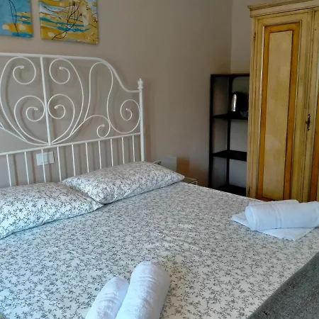 Il Cantuccio بيت ضيافة لوكا