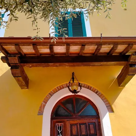 Il Cantuccio بيت ضيافة 3*